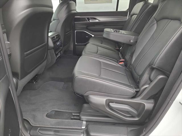 2026 Jeep Grand Wagoneer Limited Altitude 4x4