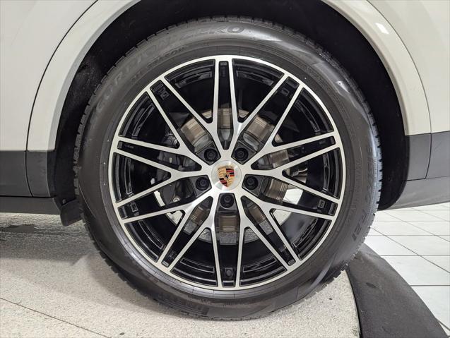 2026 Porsche Cayenne Unknown