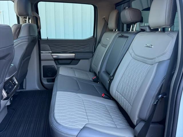2025 Ford F-450 Platinum