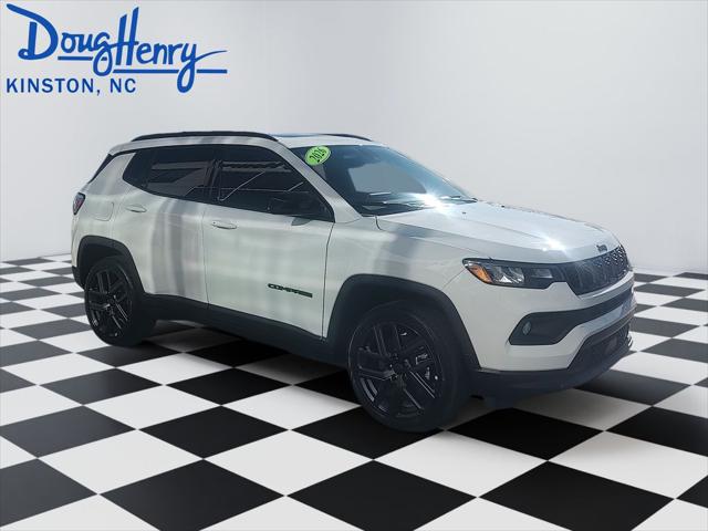 2026 Jeep Compass Latitude Altitude