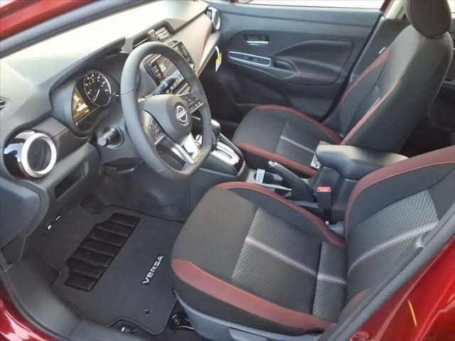 2025 Nissan Versa 1.6 SR