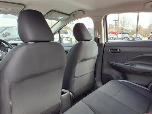 2025 Nissan Versa 1.6 S