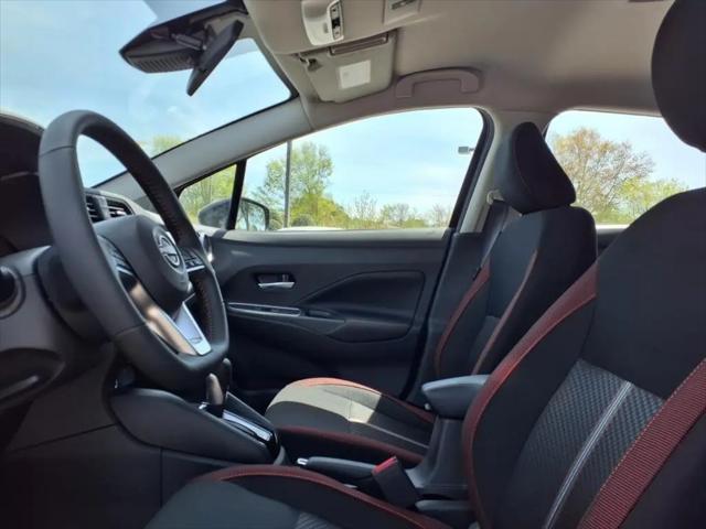 2025 Nissan Versa 1.6 SR