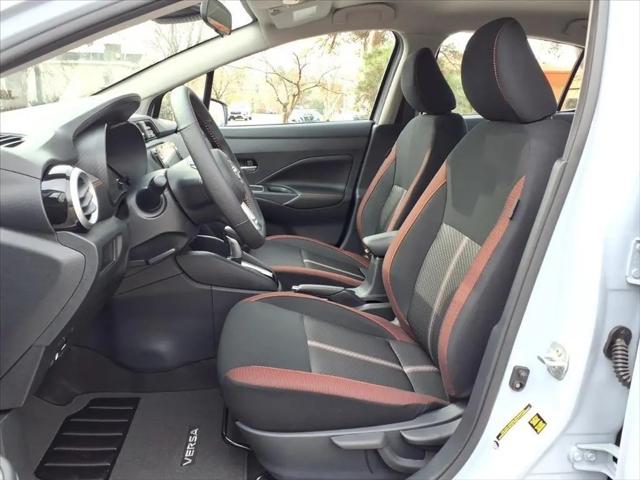 2025 Nissan Versa 1.6 SR