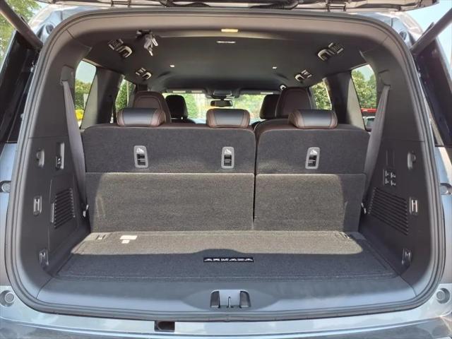 2025 Nissan Armada SL 4WD