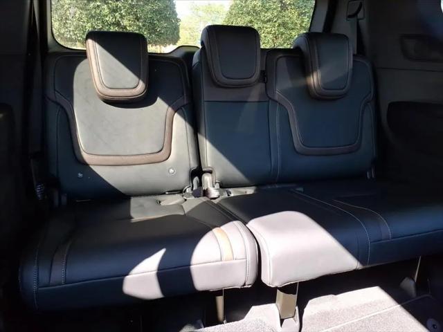 2025 Nissan Armada SL 4WD