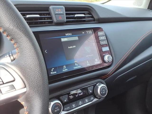 2025 Nissan Versa 1.6 SR