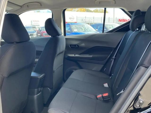 2025 Nissan Kicks S