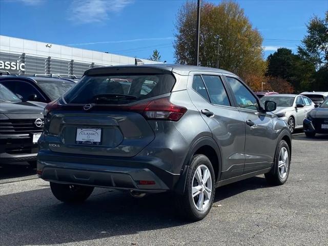 2025 Nissan Kicks S