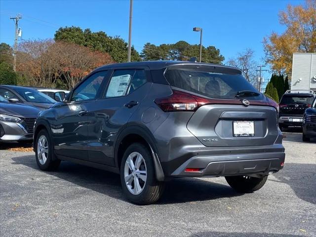 2025 Nissan Kicks S