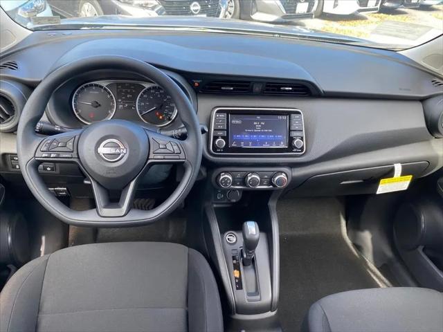 2025 Nissan Kicks S