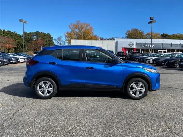2025 Nissan Kicks S