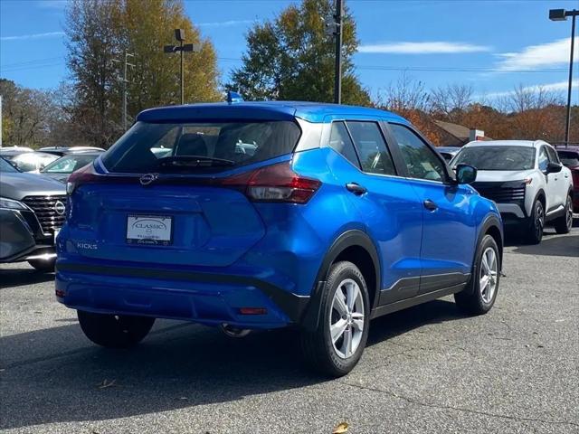 2025 Nissan Kicks S