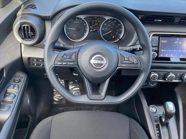 2025 Nissan Kicks S