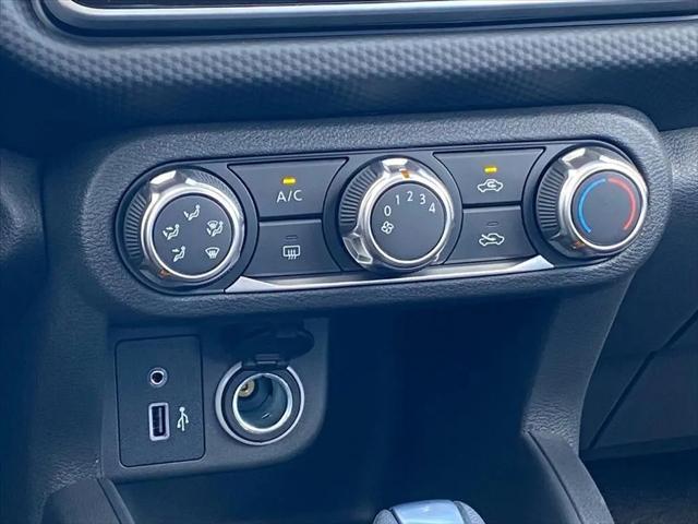2025 Nissan Kicks S