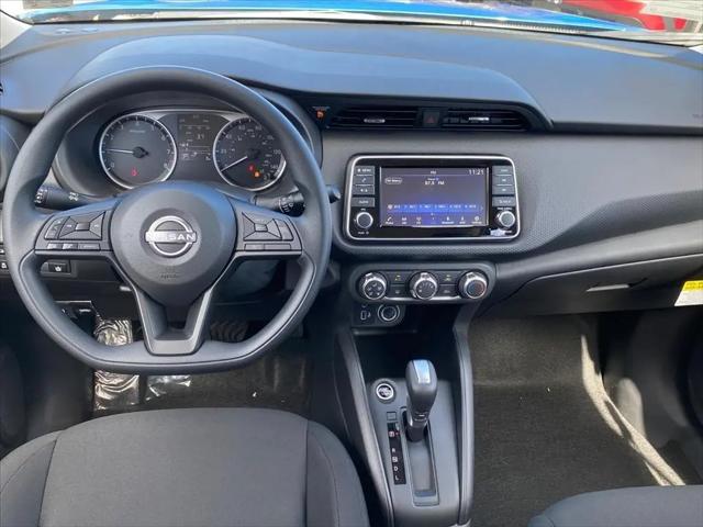 2025 Nissan Kicks S