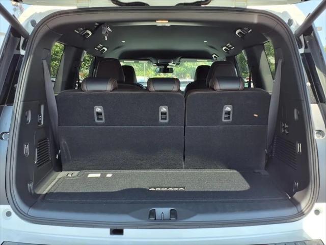 2025 Nissan Armada SL 4WD
