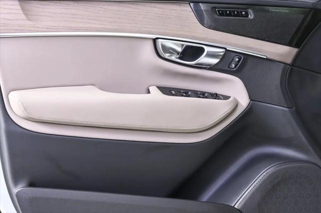 2025 Volvo XC90 B6 Plus 7-Seater
