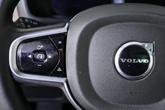 2025 Volvo XC90 B6 Plus 7-Seater