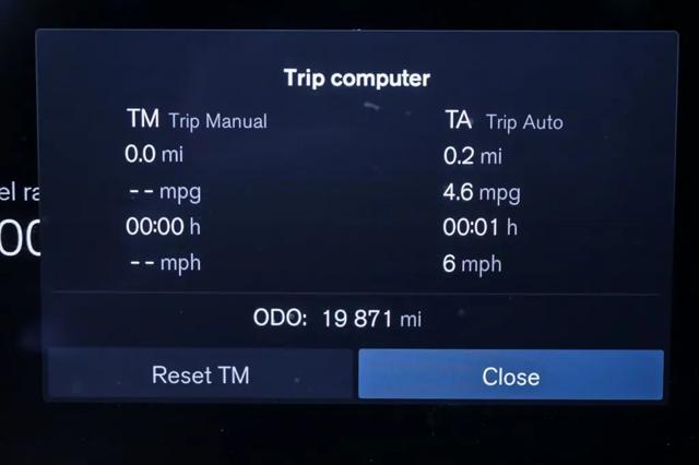 2025 Volvo XC90 B6 Plus 7-Seater