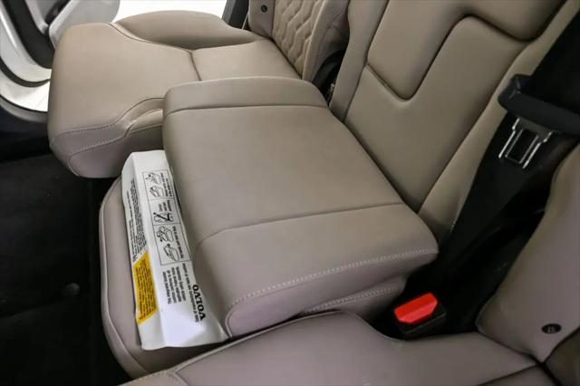 2025 Volvo XC90 B6 Plus 7-Seater