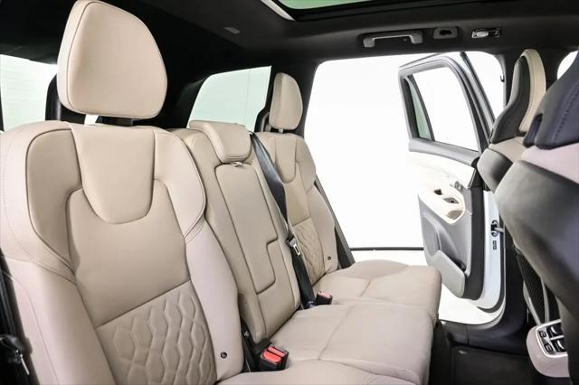 2025 Volvo XC90 B6 Plus 7-Seater