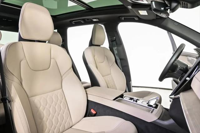 2025 Volvo XC90 B6 Plus 7-Seater