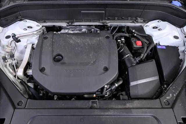 2025 Volvo XC90 B6 Plus 7-Seater