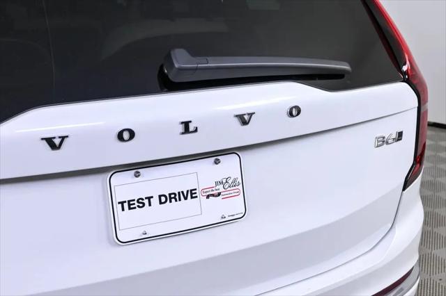 2025 Volvo XC90 B6 Plus 7-Seater