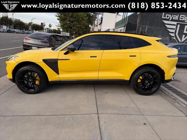 2021 Aston Martin DBX Standard