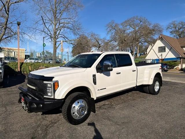 2018 Ford F-450 LARIAT