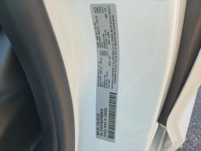 2026 Chrysler Pacifica Select