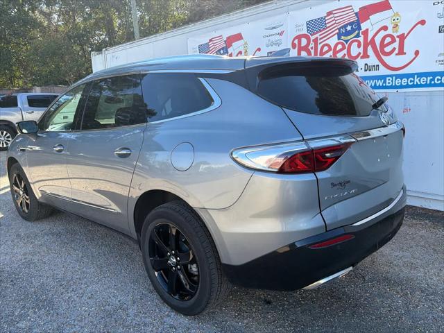 2024 Buick Enclave Essence FWD