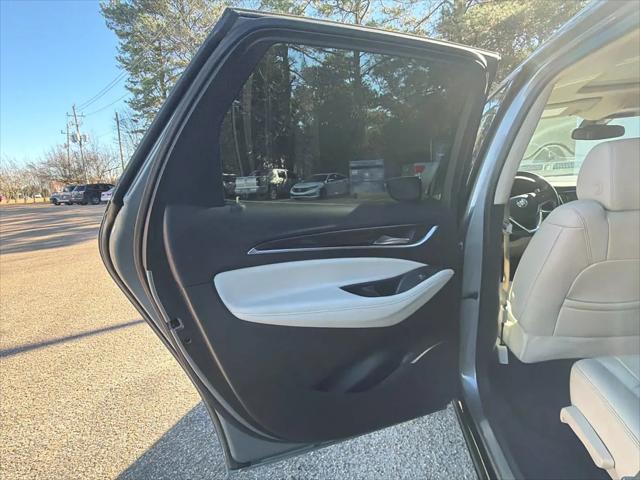 2024 Buick Enclave Essence FWD