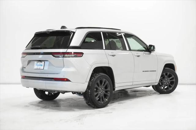 2026 Jeep Grand Cherokee Limited Reserve