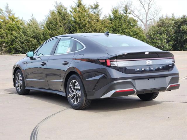 2026 Hyundai Sonata Hybrid Blue