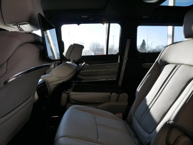 2026 Jeep Grand Wagoneer Summit Obsidian 4x4