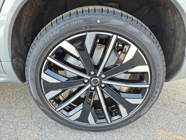 2026 Volvo XC90 Plus, B6 AWD Gas (mild hybrid), Gasoline, Bright, 7 Seats