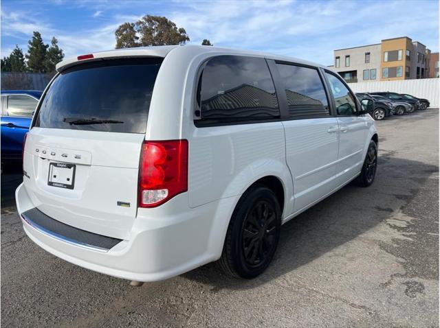 2017 Dodge Grand Caravan SE