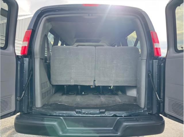 2017 Chevrolet Express LS
