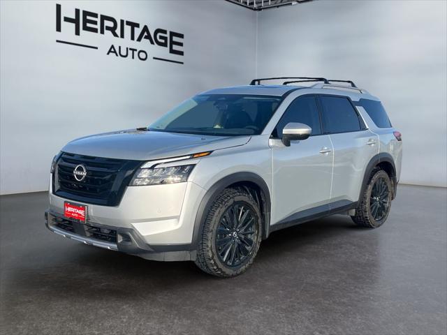 2025 Nissan Pathfinder SL 4WD