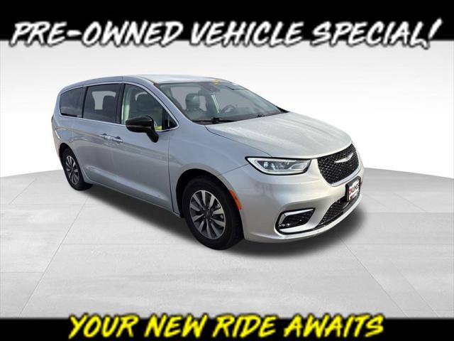 2024 Chrysler Pacifica Hybrid Select 2024 Chrysler Pacifica Hybrid Select