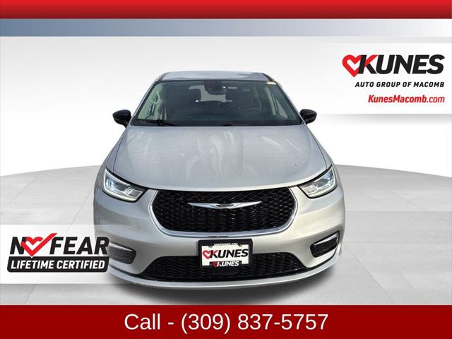 2024 Chrysler Pacifica Hybrid Select 2024 Chrysler Pacifica Hybrid Select