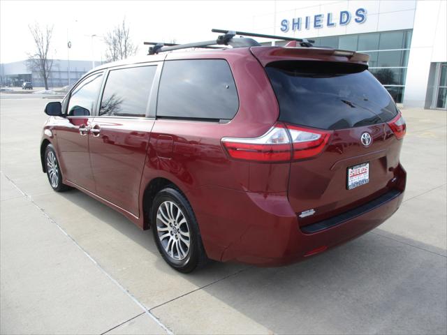 2018 Toyota Sienna XLE Premium 8 Passenger