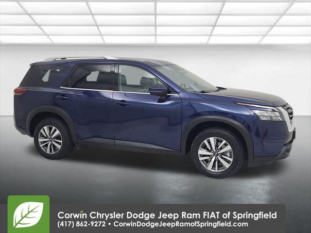 2025 Nissan Pathfinder SL 4WD