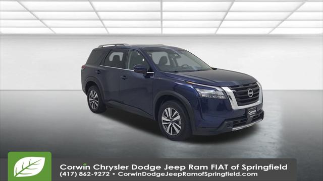 2025 Nissan Pathfinder SL 4WD