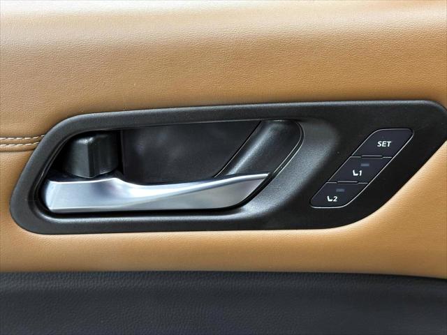 2023 Nissan Pathfinder Platinum 4WD [12]