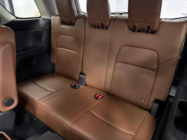 2023 Nissan Pathfinder Platinum 4WD [18]