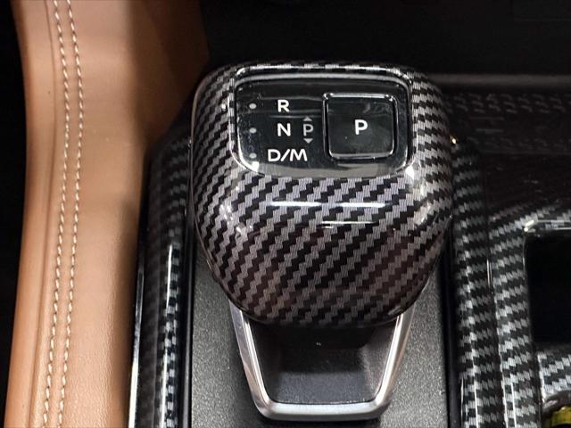 2023 Nissan Pathfinder Platinum 4WD [22]