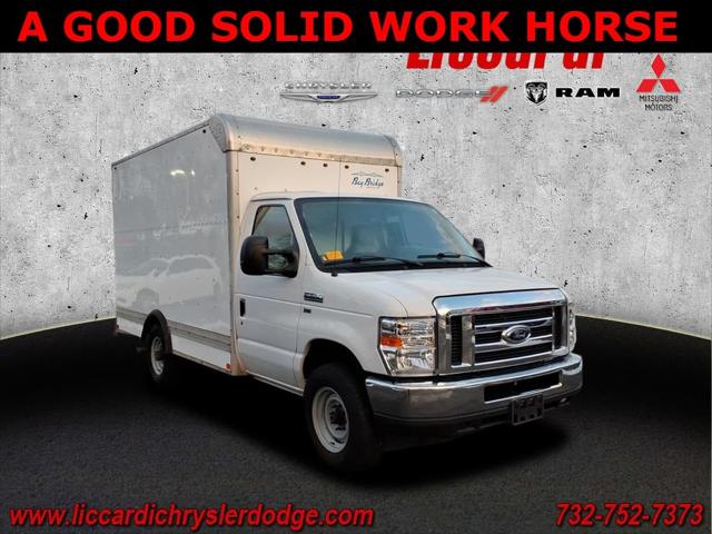 2018 Ford E-350 Cutaway Base